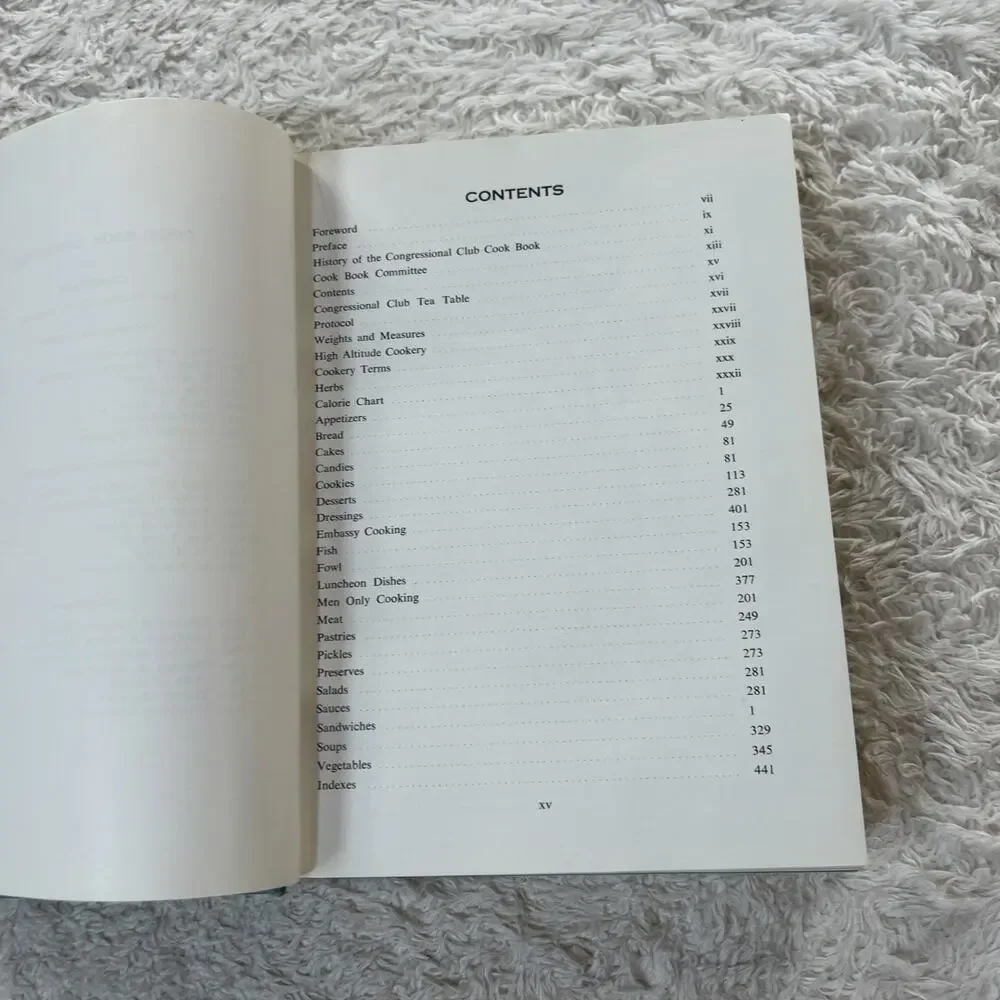 THE CONGRESSIONAL CLUB‎ COOK BOOK - 1965 - National and International Recipes